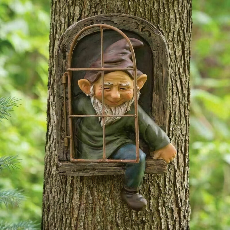 Naughty elf tree hugger garden statue - MRSLM