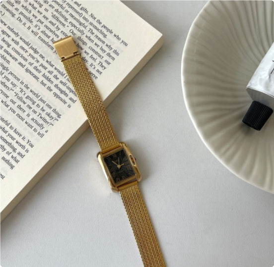 retro women's quartz watch, view 7 - MRSLM