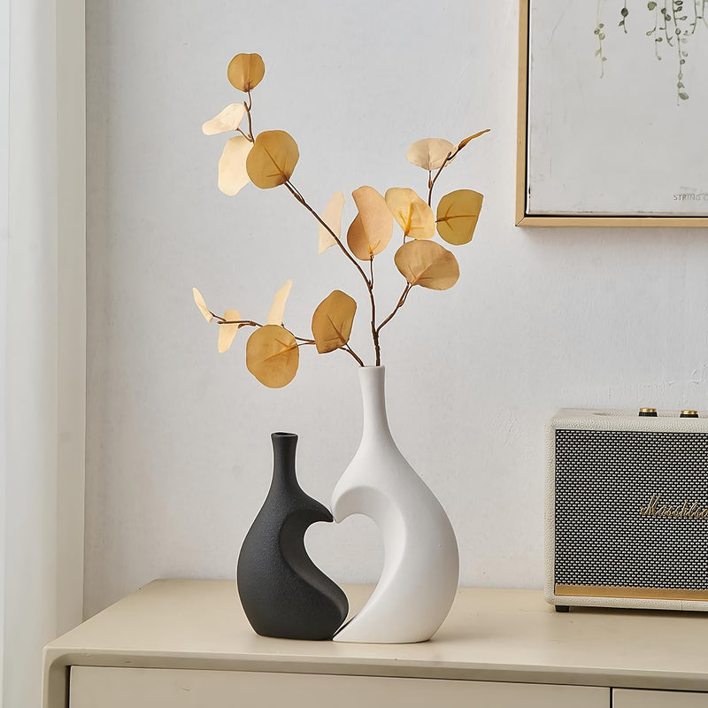 Heart-shaped ceramic vases set of 2, view 6 - MRSLM