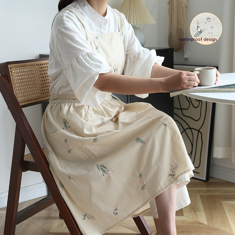 Floral embroidered cotton kitchen apron, view 3 - MRSLM