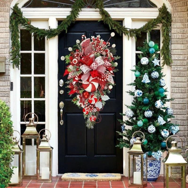 Upside-down Christmas tree candy wreath, view 8 - MRSLM
