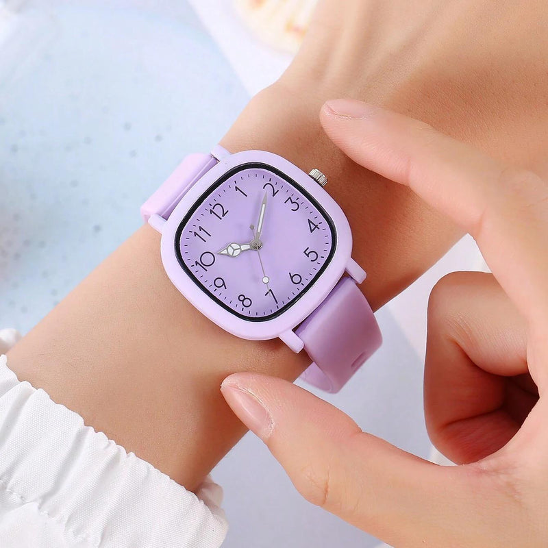 Women's silicone band quartz watch - MRSLM