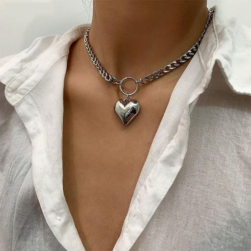 heart pendant punk choker - MRSLM