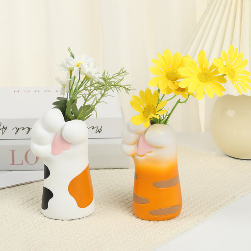 cat paw vase - MRSLM
