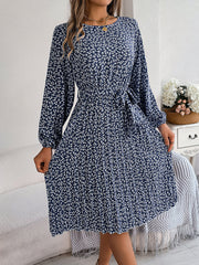 long-sleeved floral print pleated dress, view 8 - MRSLM