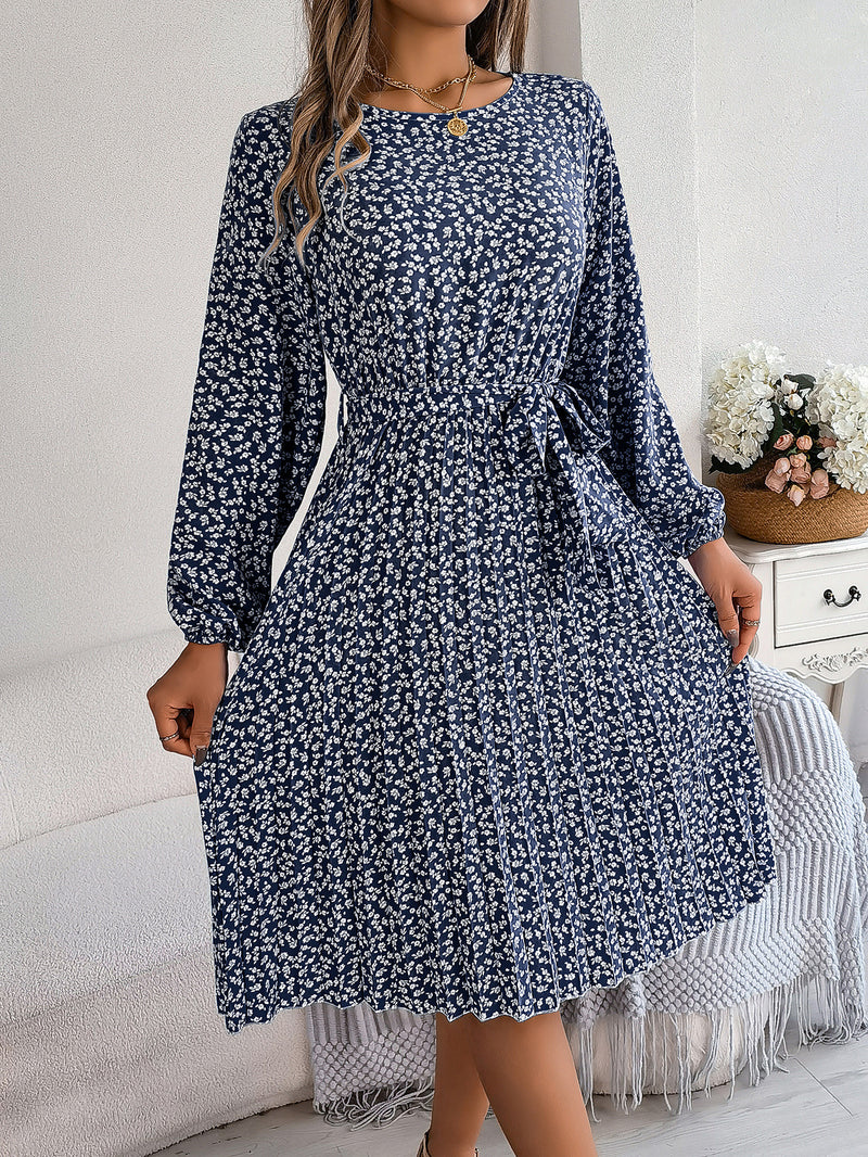 long-sleeved floral print pleated dress, view 8 - MRSLM