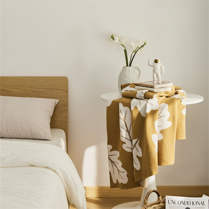 floral jacquard cotton throw blanket, view 5 - MRSLM
