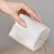 women's portable cosmetic and jewelry bag, view 4 - MRSLM