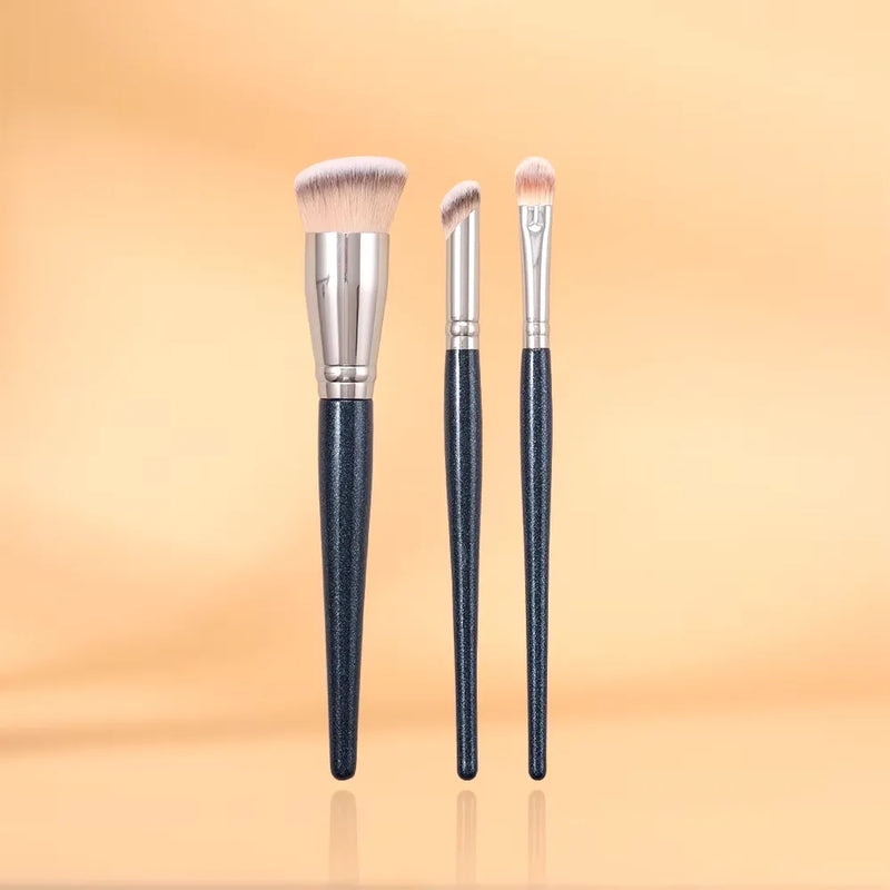 liquid foundation makeup brush set, view 2 - MRSLM
