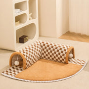 tunnel cat nest, view 3 - MRSLM