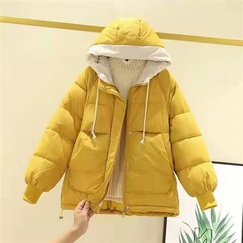 Women's short padded winter jacket, view 6 - MRSLM