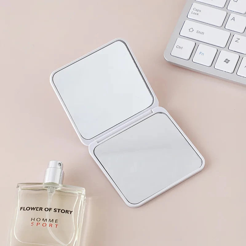 folding makeup mirror, view 5 - MRSLM
