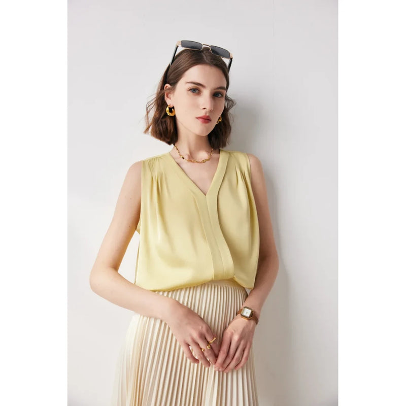 sleeveless v-neck silk blouse, view 18 - MRSLM