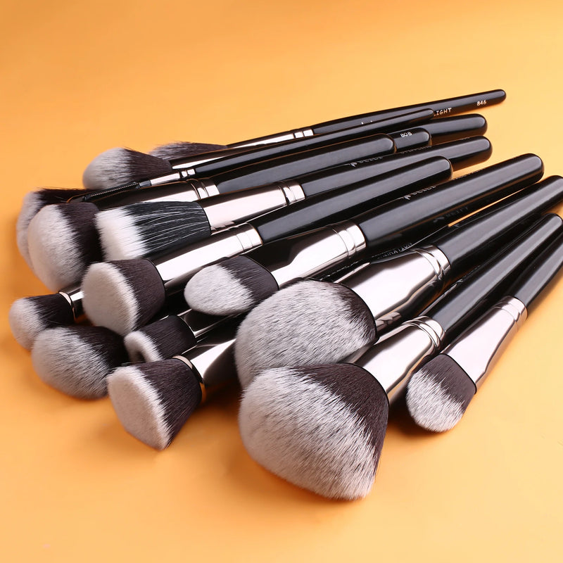 professional makeup brush set, view 4 - MRSLM