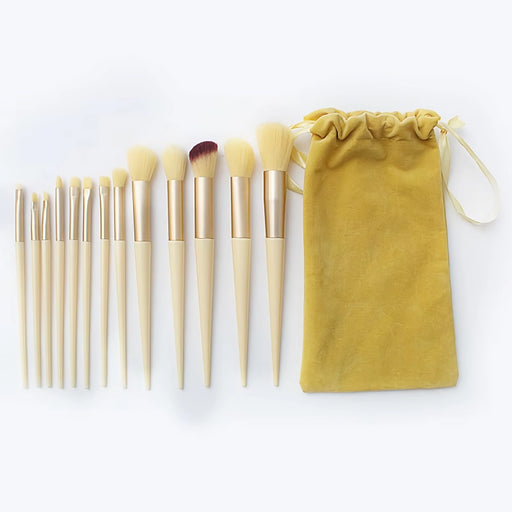 13-piece fluffy makeup brush set, view 4 - MRSLM