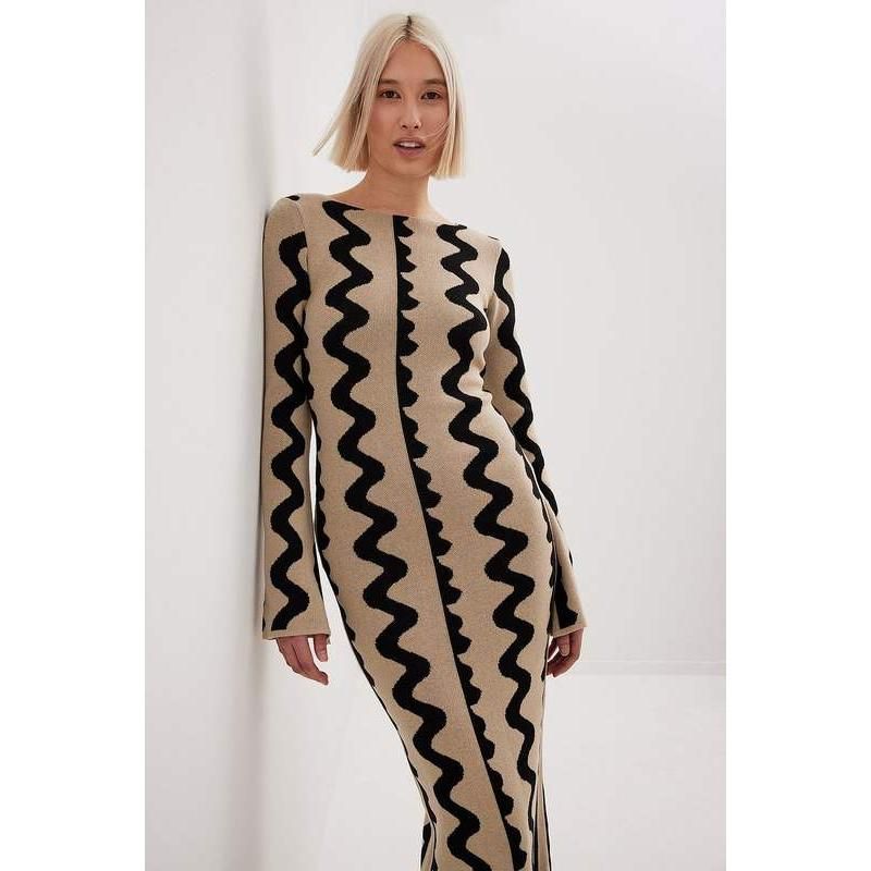 Striped knit O-neck midi dress, view 21 - MRSLM