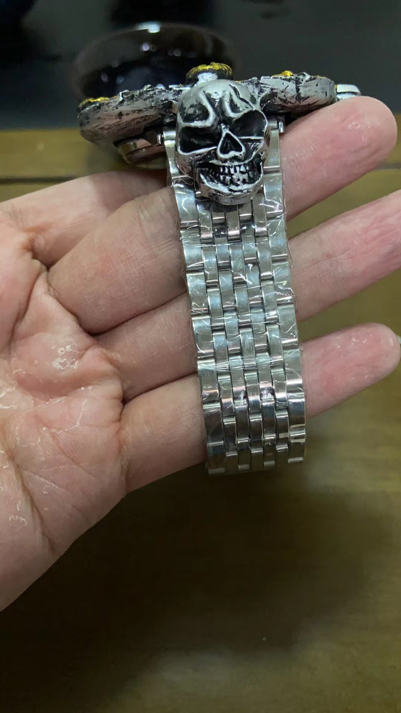 resin skull strap electronic watch, view 3 - MRSLM