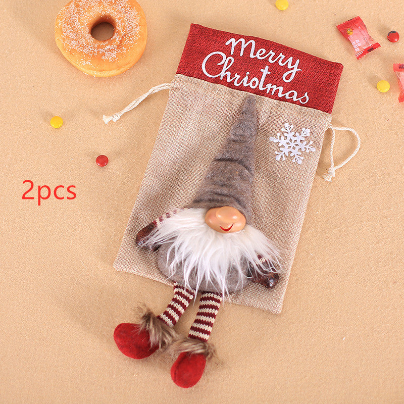 Christmas gnome burlap gift bag, view 5 - MRSLM