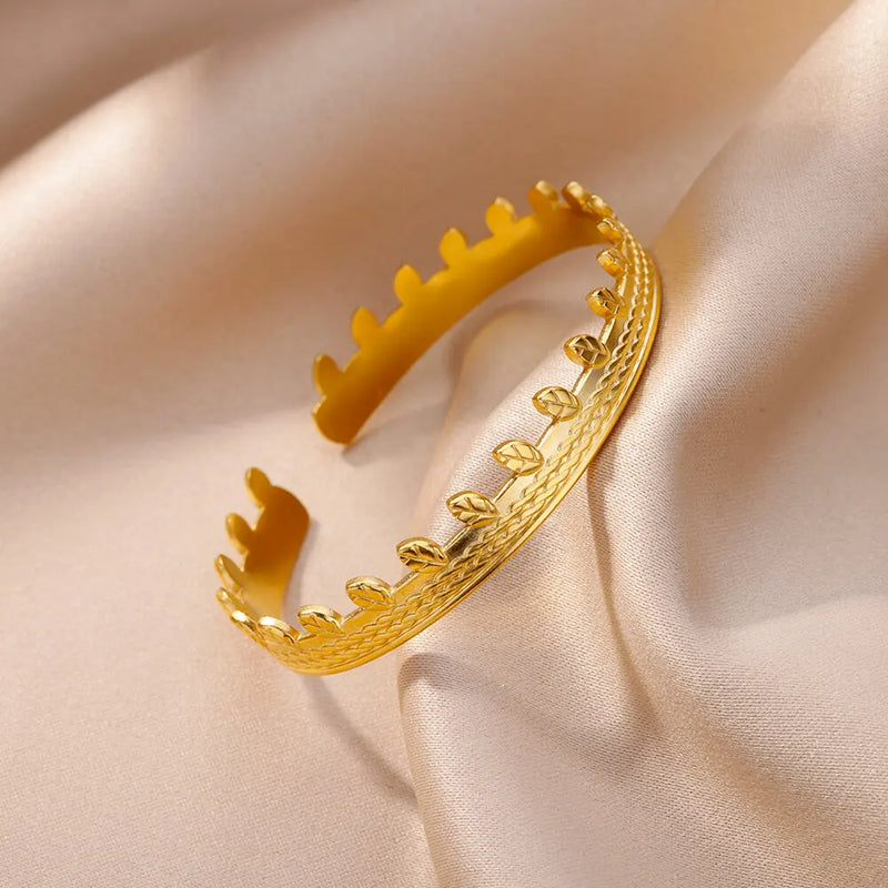 gold vintage cuff bracelet, view 7 - MRSLM
