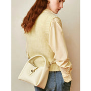 luxury women's leather shoulder bag, view 10 - MRSLM