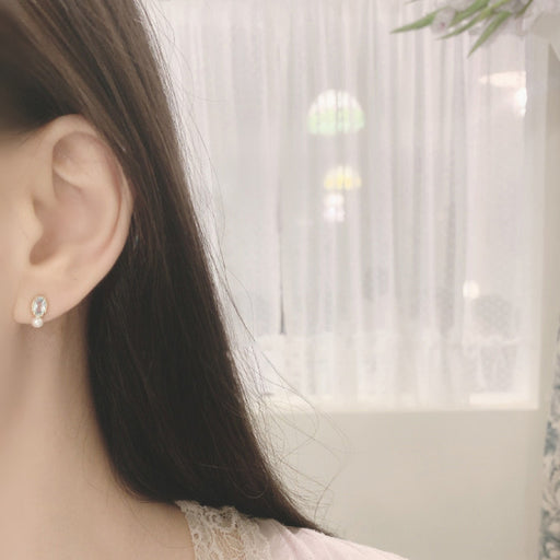 natural topaz pearl stud earrings - MRSLM