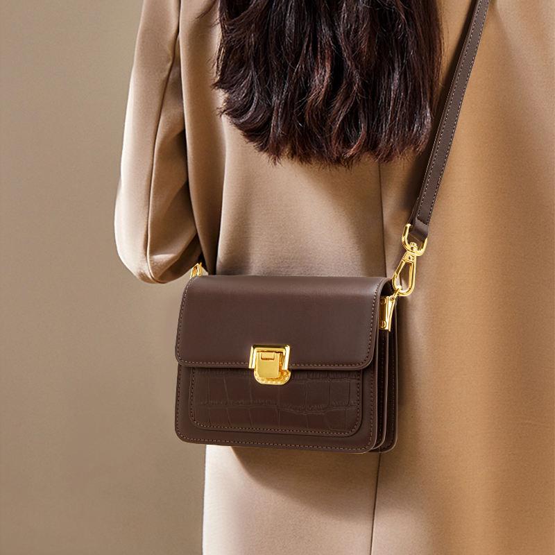 Crocodile-pattern square crossbody bag, view 4 - MRSLM