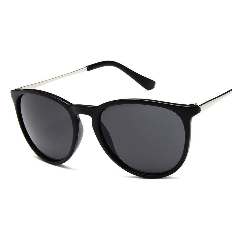 Retro cat eye sunglasses, view 3 - MRSLM
