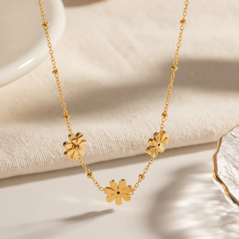 golden daisy trio necklace, view 4 - MRSLM