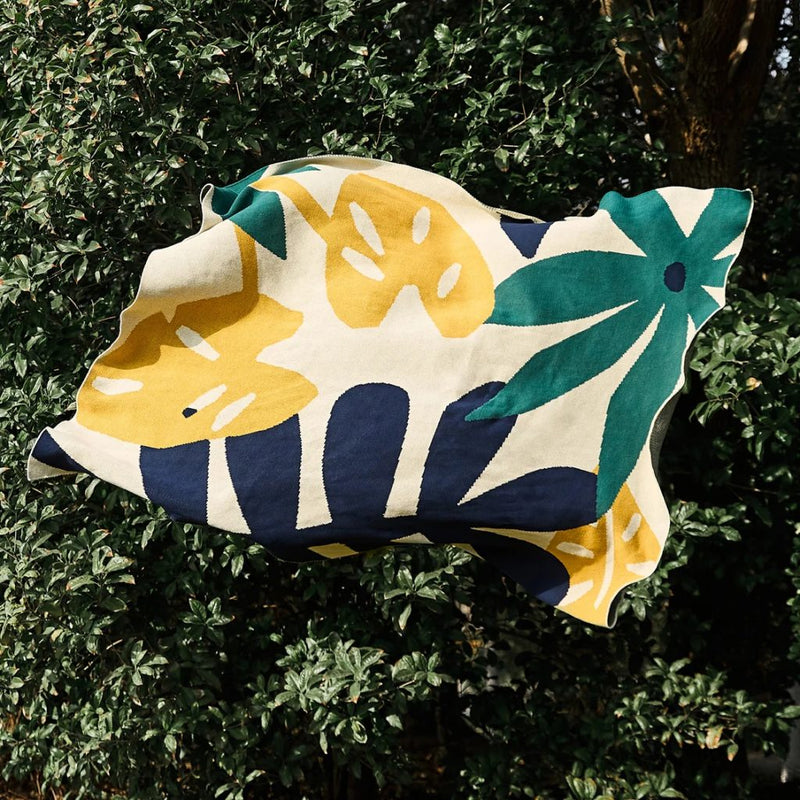 leaf jacquard knitted blanket, view 7 - MRSLM