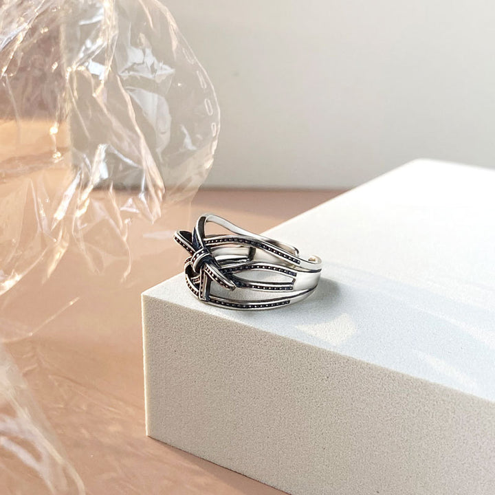 Vintage Minimalist Design S925 Sterling Silver Bends And Hitches Ring