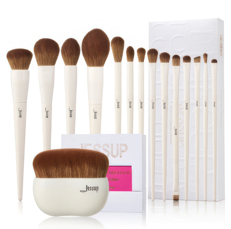 14-piece makeup brush set, view 5 - MRSLM