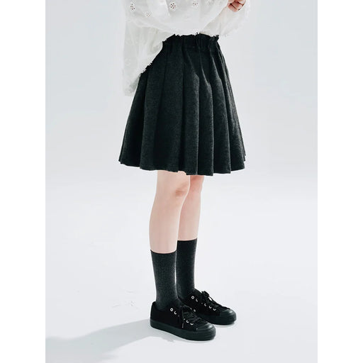pleated skirt, view 2 - MRSLM