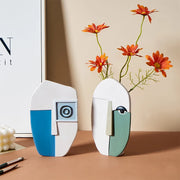 ceramic face vase, view 8 - MRSLM