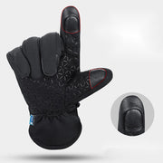 Waterproof touchscreen ski gloves, view 3 - MRSLM