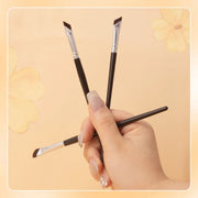 angled precision eyeliner brush set, view 8 - MRSLM