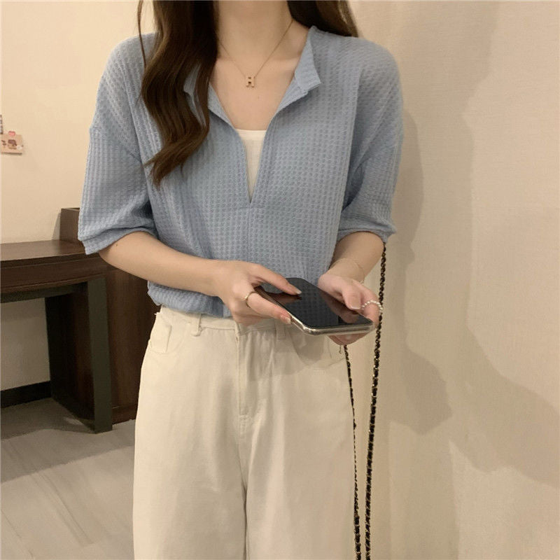 women's v-neck short sleeve loose t-shirt, view 3 - MRSLM