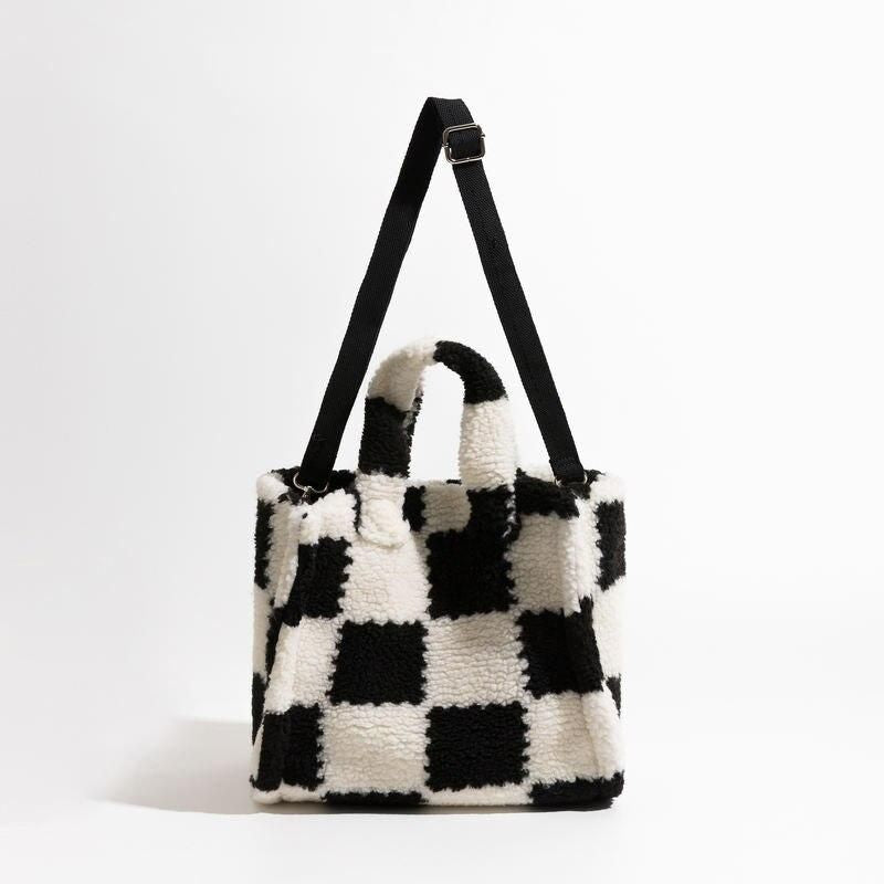 faux fur tote bag - MRSLM