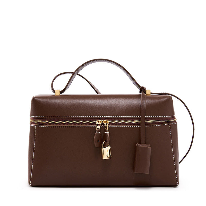 Elegant genuine leather crossbody bag, view 3 - MRSLM