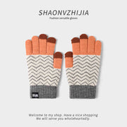 Pineapple knit wool gloves for women, view 2 - MRSLM