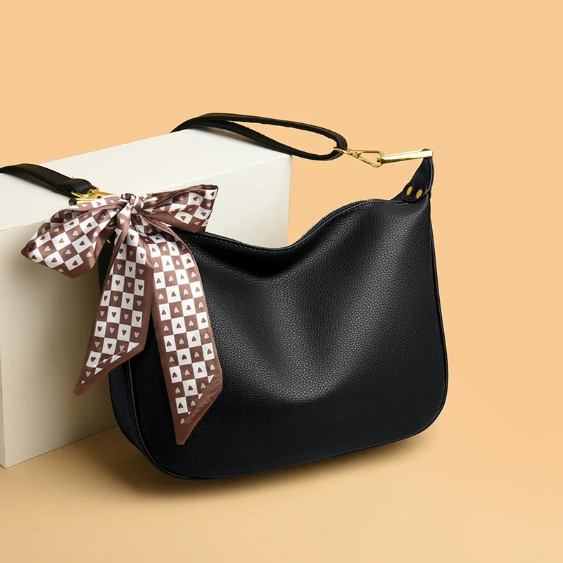 Women's soft PU leather crossbody bag, view 9 - MRSLM