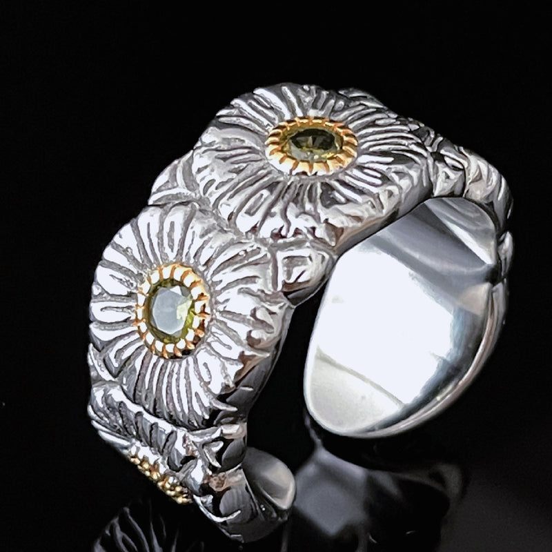 women's small daisy 925 silver ring, view 4 - MRSLM