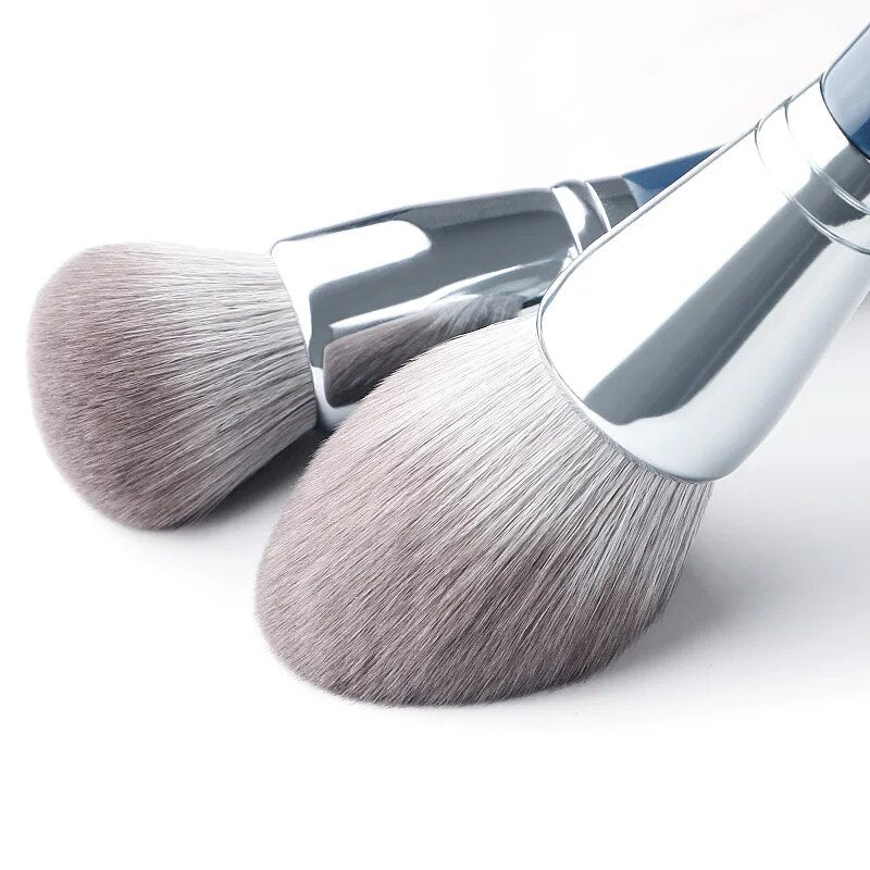 sky blue makeup brush set, view 6 - MRSLM
