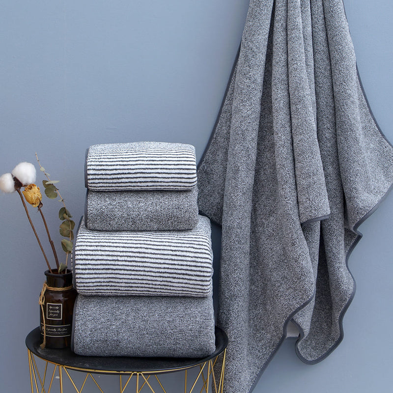 thickened sports bath towel, view 5 - MRSLM