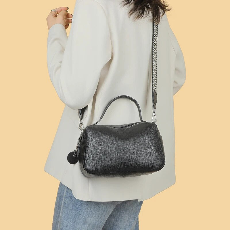 Genuine leather crossbody bag, view 8 - MRSLM