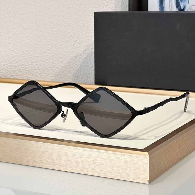 alloy vintage sunglasses, view 3 - MRSLM