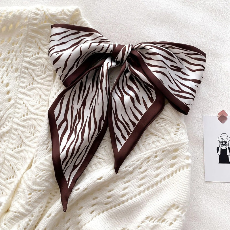 zebra print silk-feel scarf, view 10 - MRSLM