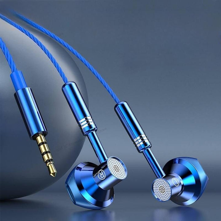 3.5mm Wired Sports Earphones with Microphone – Dynamic In-Ear Headphones for Active Lifestyles