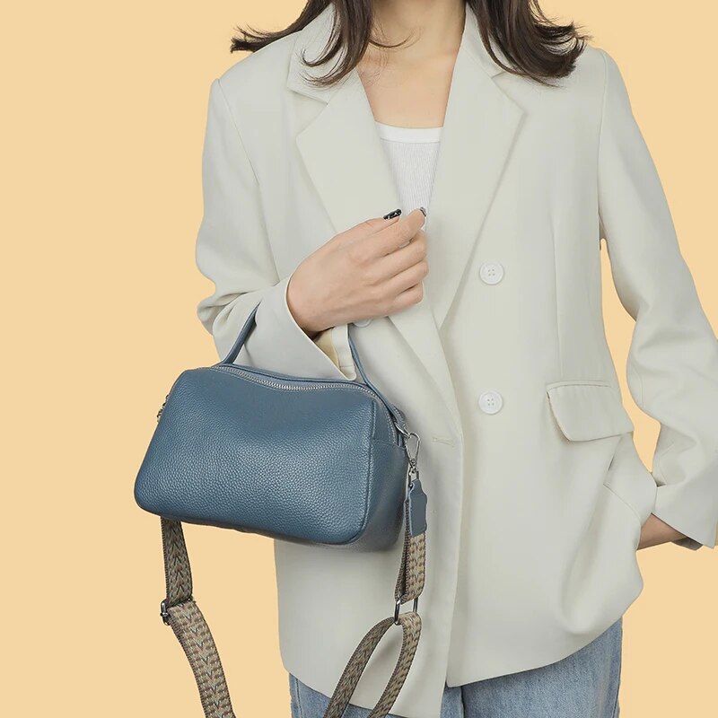 Genuine leather crossbody bag, view 7 - MRSLM