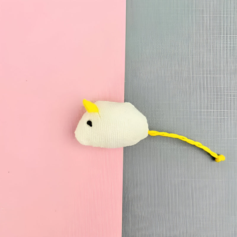 Interactive plush mouse toy for cats, view 4 - MRSLM