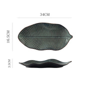 Japanese leaf-shaped ceramic plate, view 3 - MRSLM